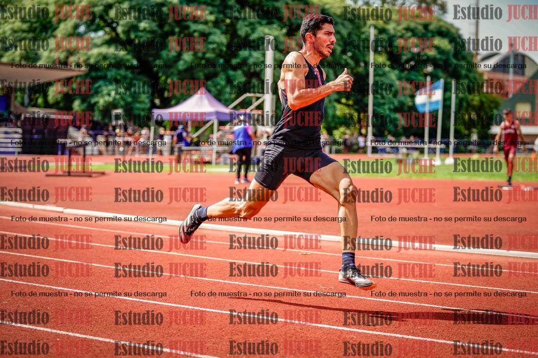 Fotos de los 400 m con vallas de varones
