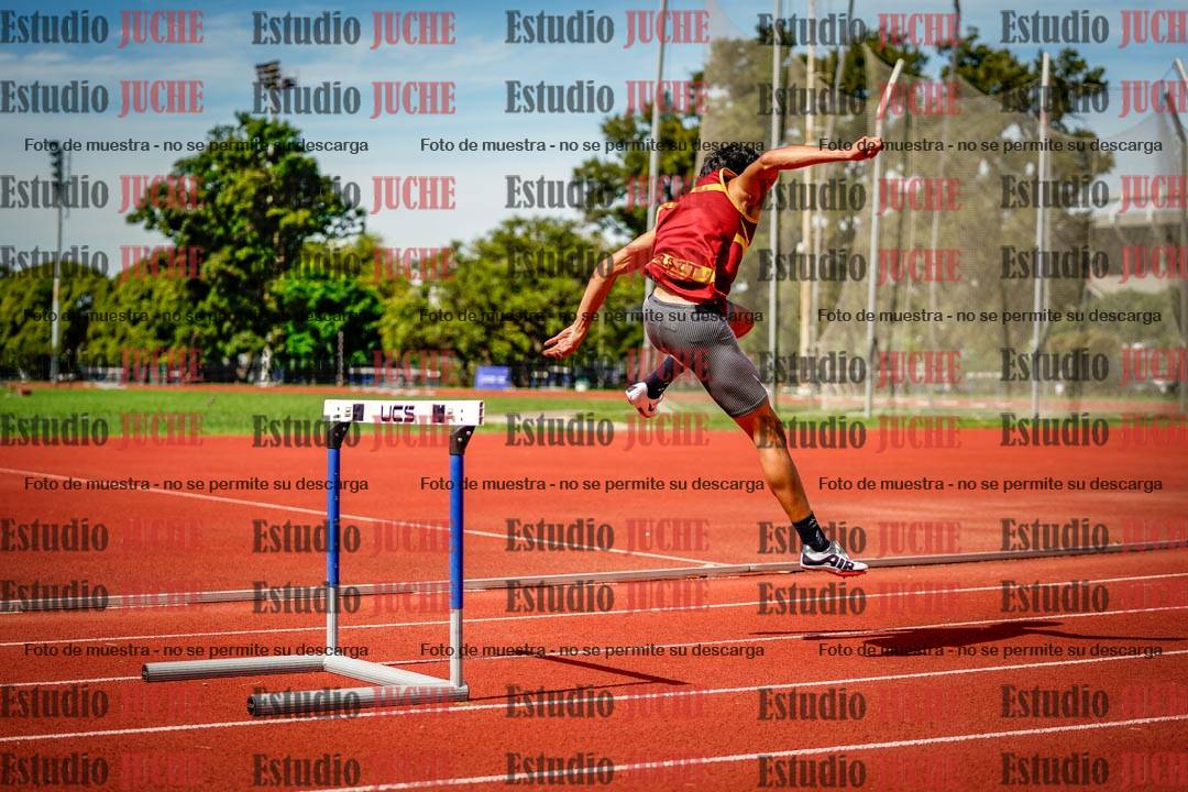Fotos de los 400 m con vallas de varones
