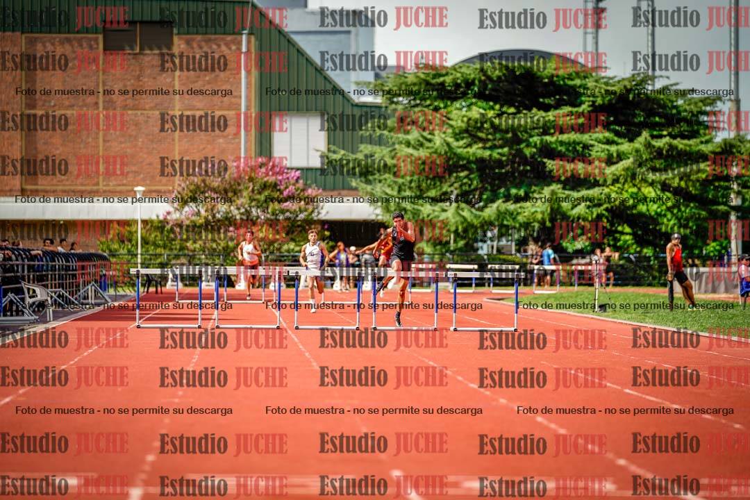 Fotos de los 400 m con vallas de varones