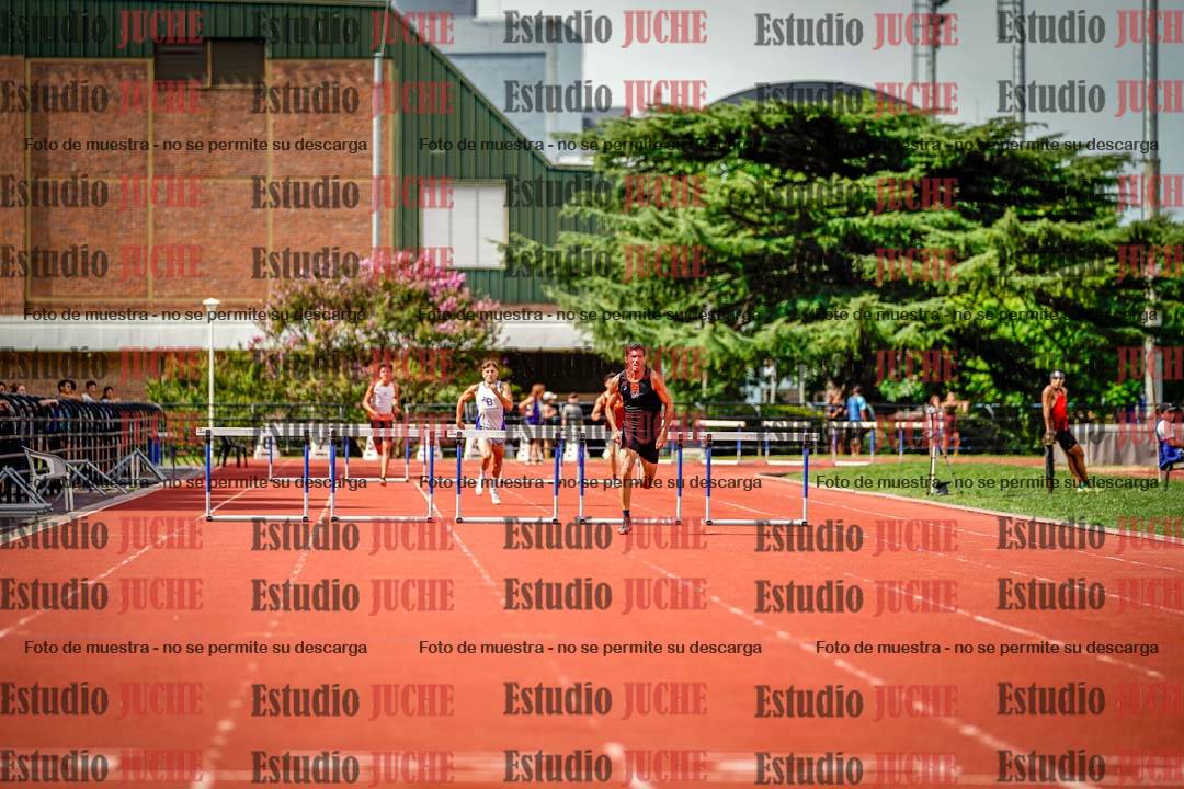 Fotos de los 400 m con vallas de varones
