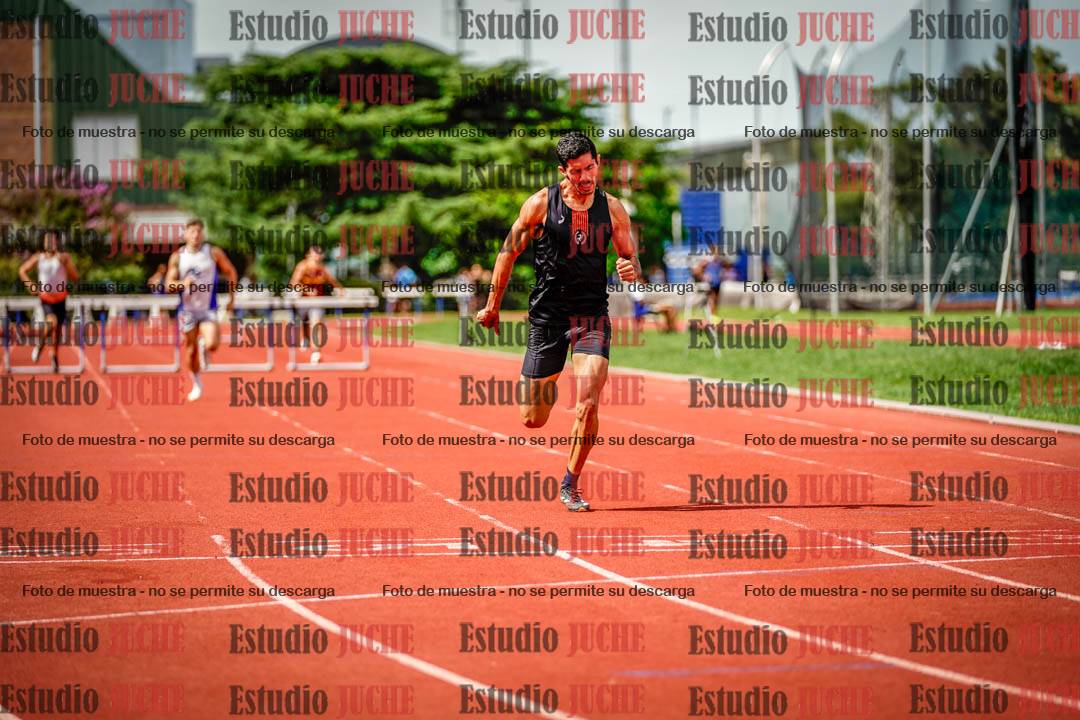 Fotos de los 400 m con vallas de varones