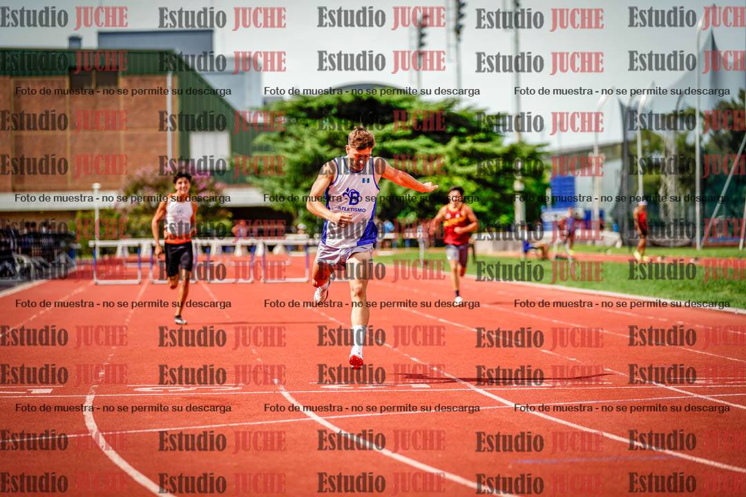 Fotos de los 400 m con vallas de varones