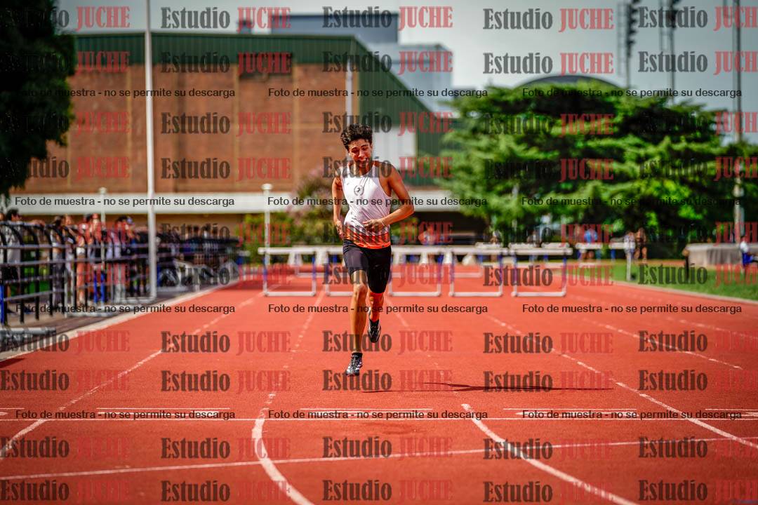 Fotos de los 400 m con vallas de varones