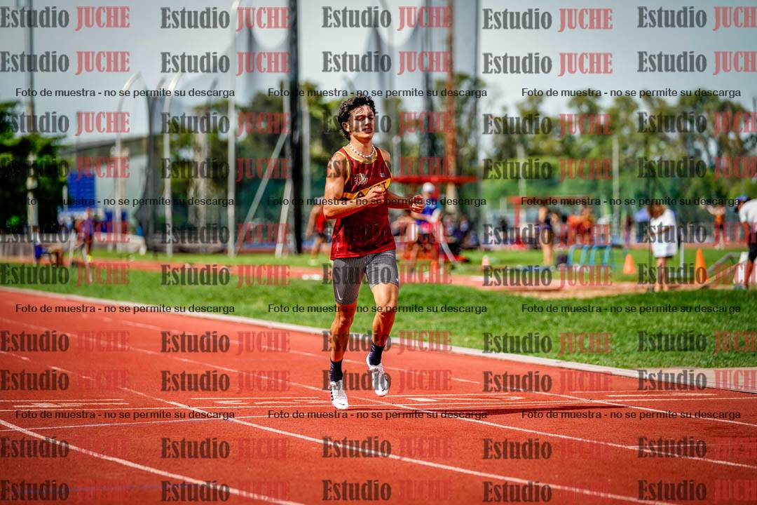 Fotos de los 400 m con vallas de varones
