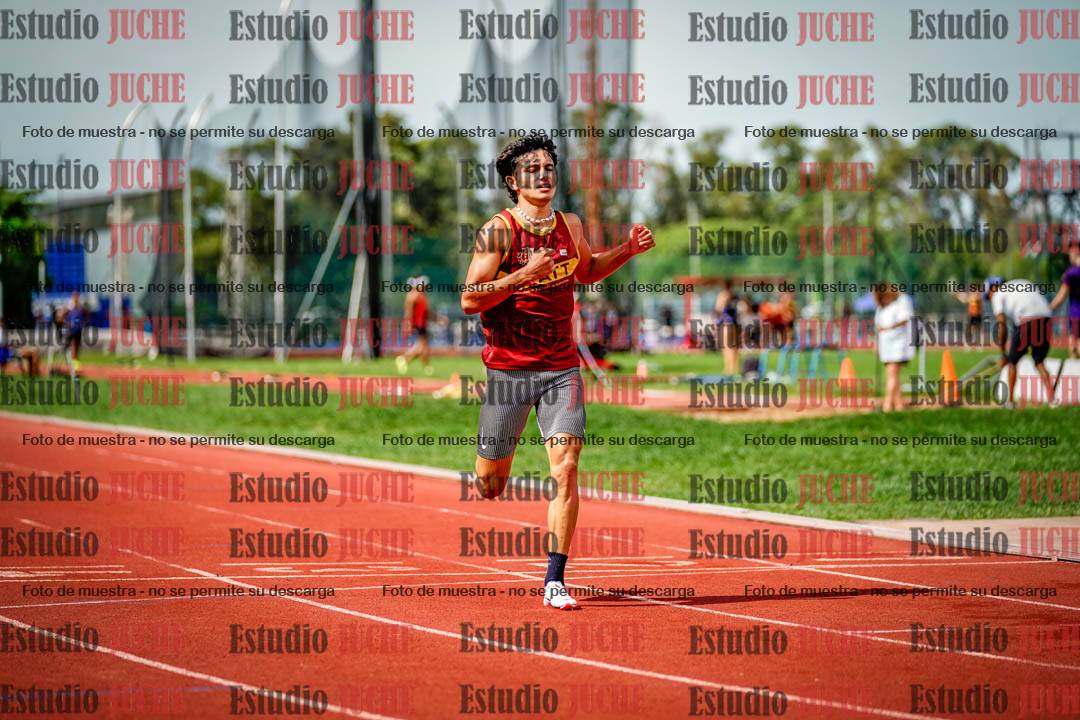 Fotos de los 400 m con vallas de varones