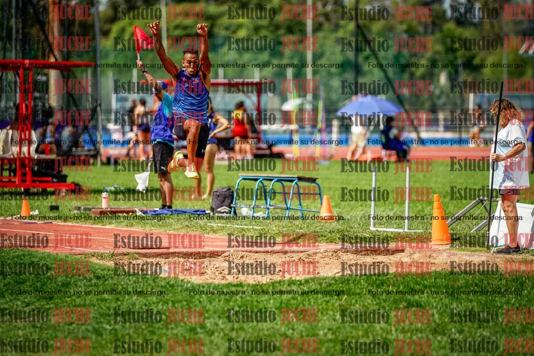 Fotos del salto triple de mujeres y varones