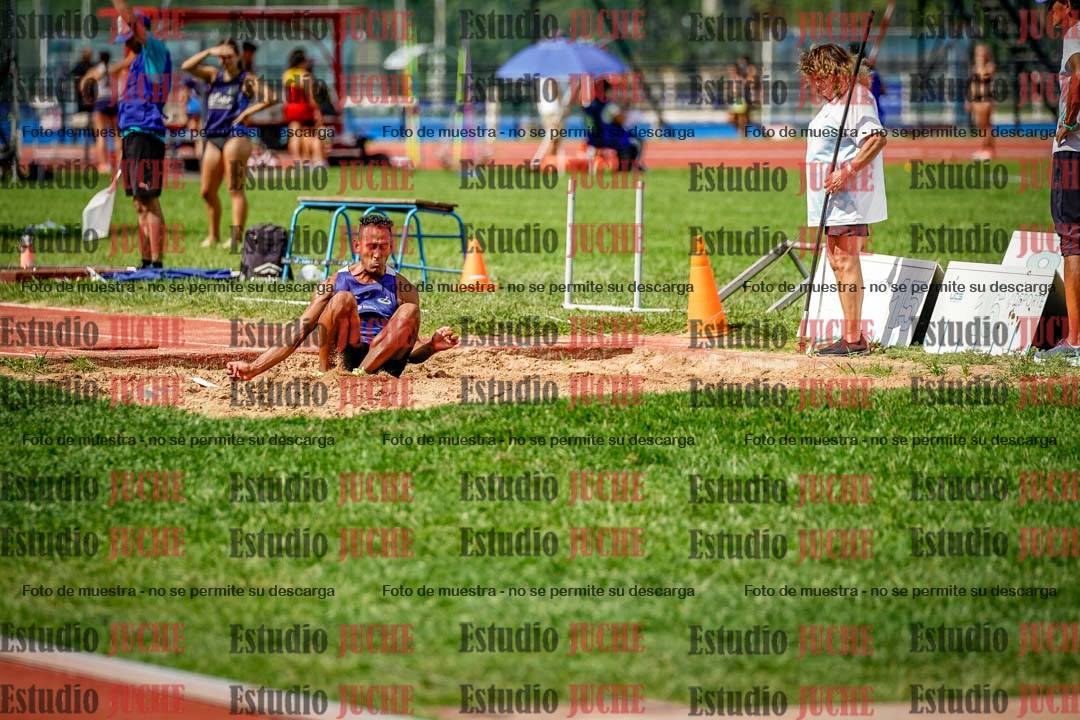 Fotos del salto triple de mujeres y varones