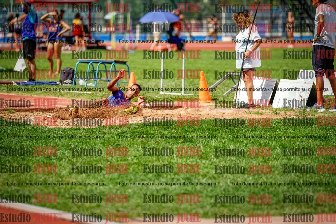 Fotos del salto triple de mujeres y varones