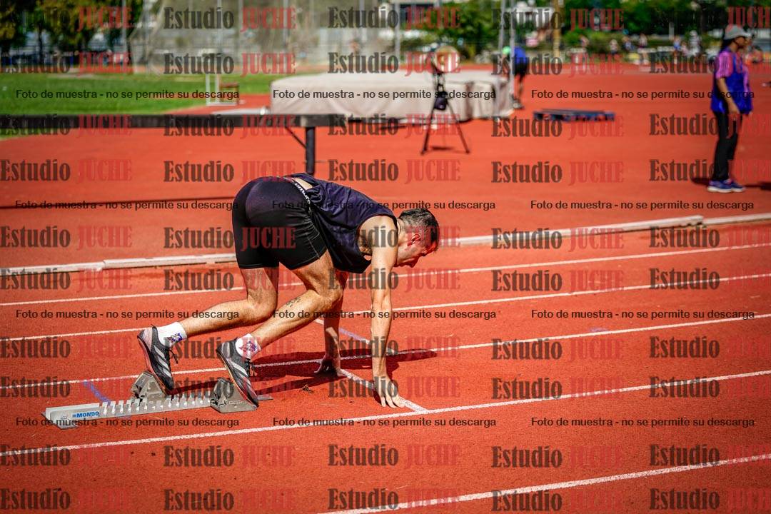 Fotos de los 400 m con vallas de varones