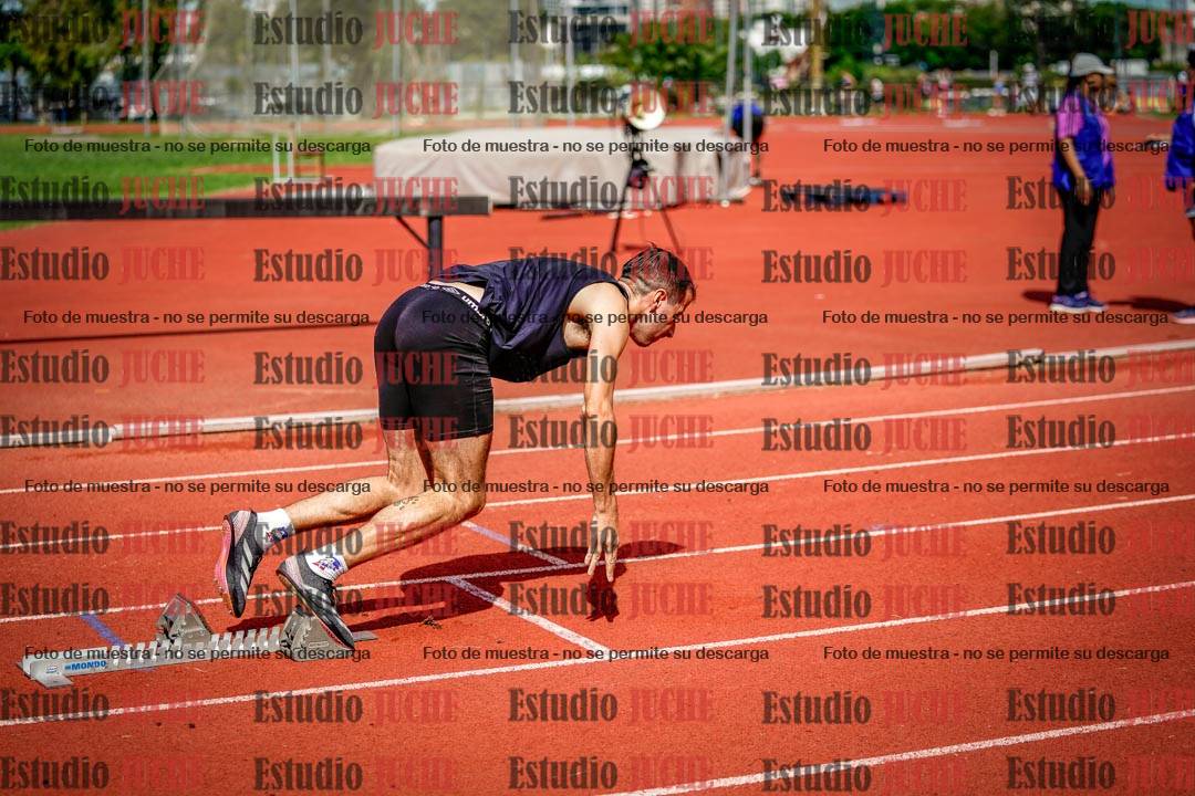 Fotos de los 400 m con vallas de varones