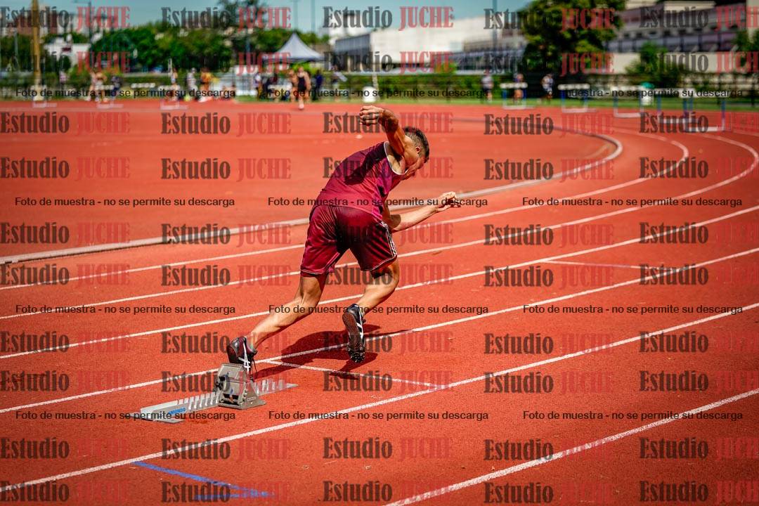 Fotos de los 400 m con vallas de varones