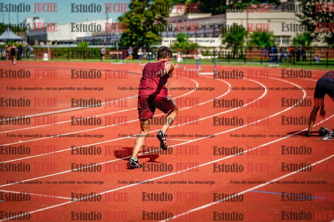 Fotos de los 400 m con vallas de varones