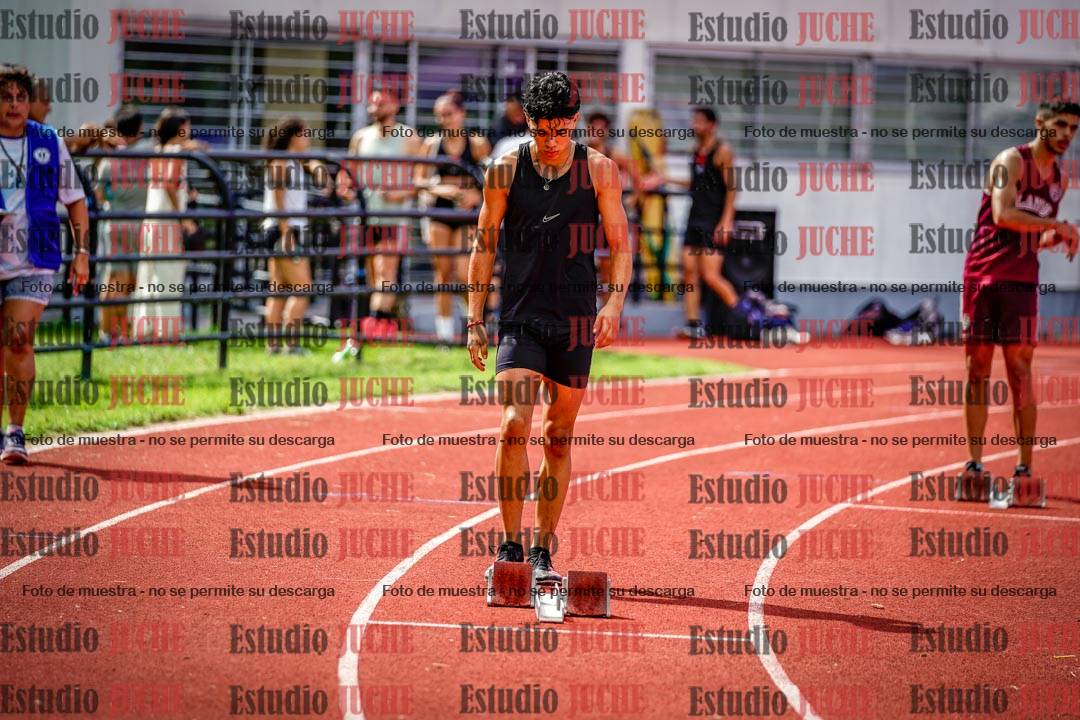 Fotos de los 400 m con vallas de varones
