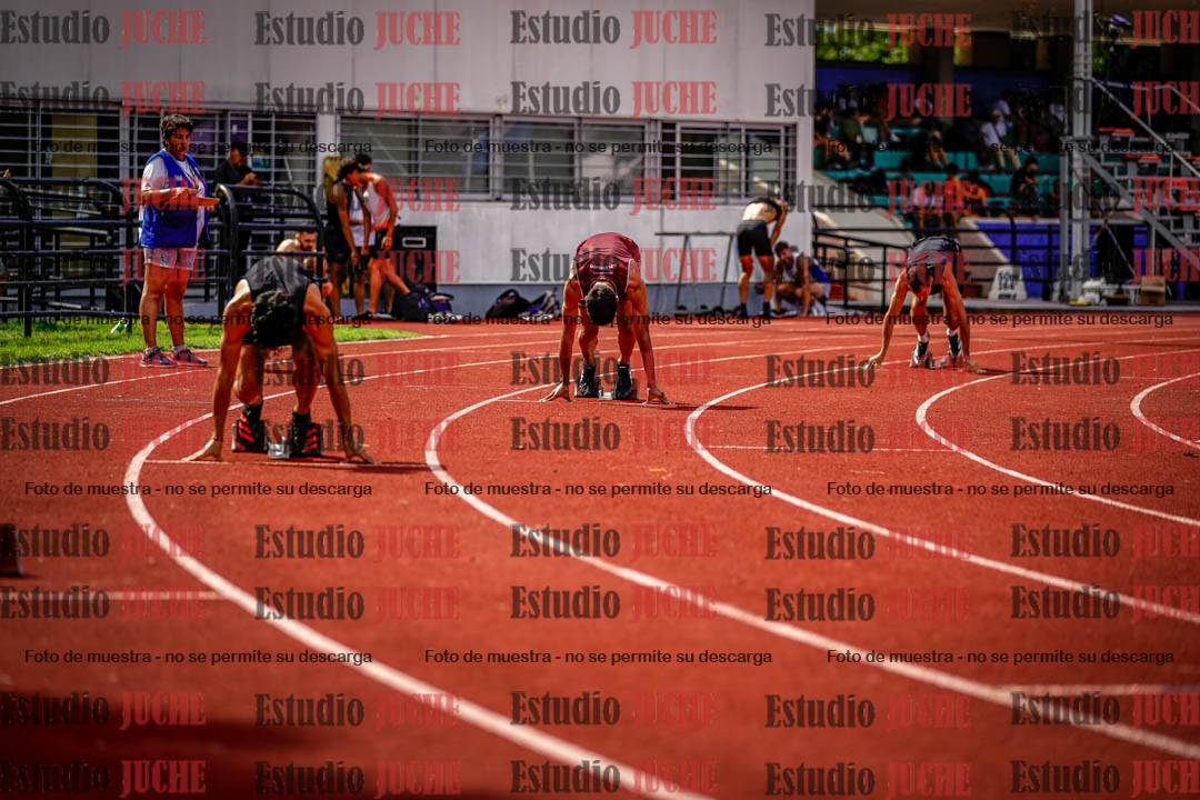 Fotos de los 400 m con vallas de varones
