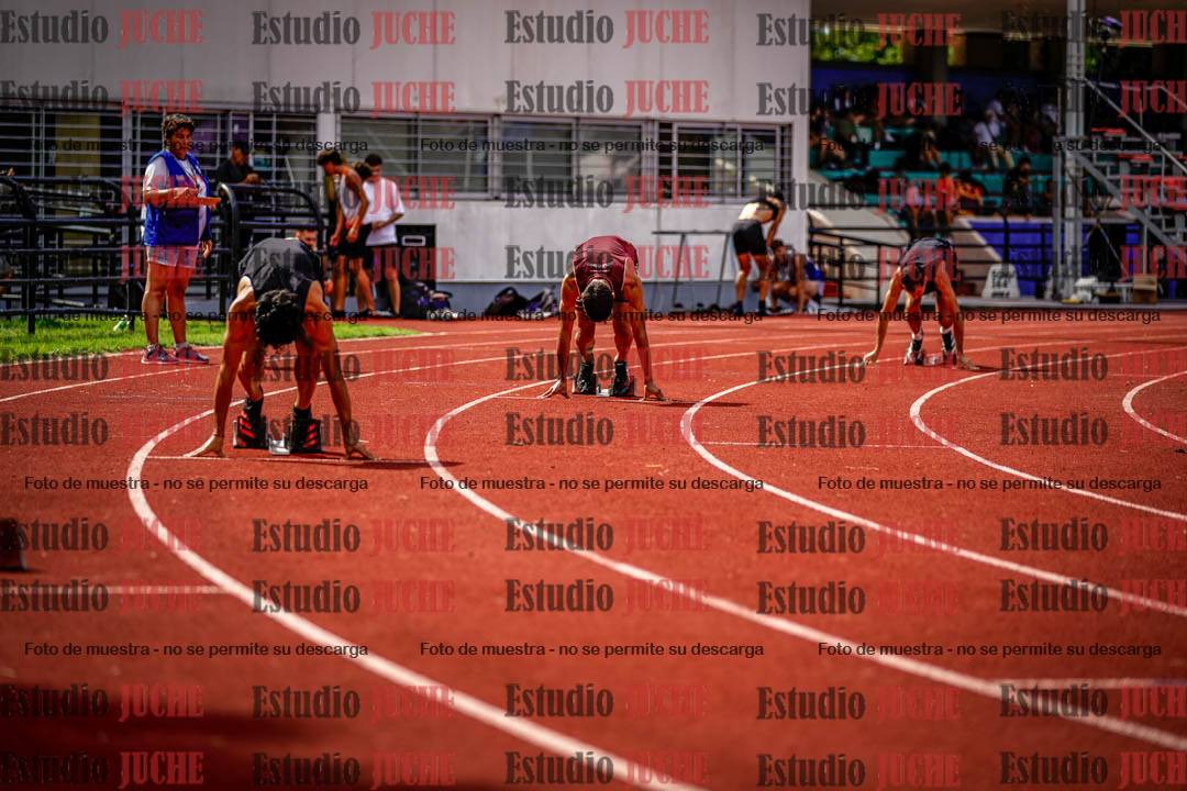 Fotos de los 400 m con vallas de varones