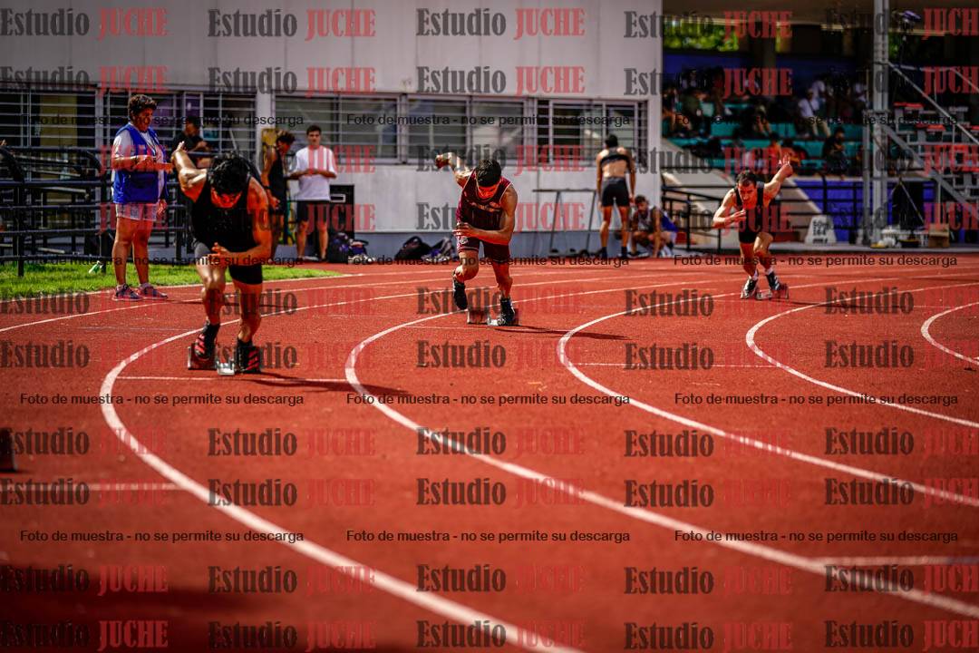Fotos de los 400 m con vallas de varones