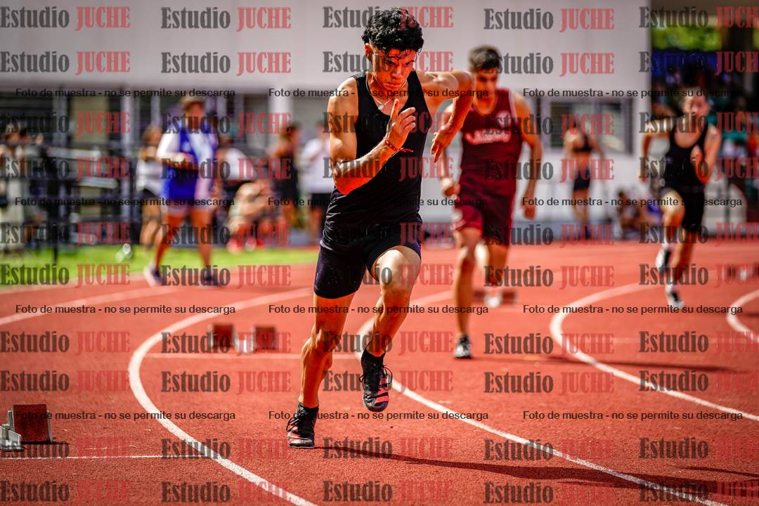 Fotos de los 400 m con vallas de varones