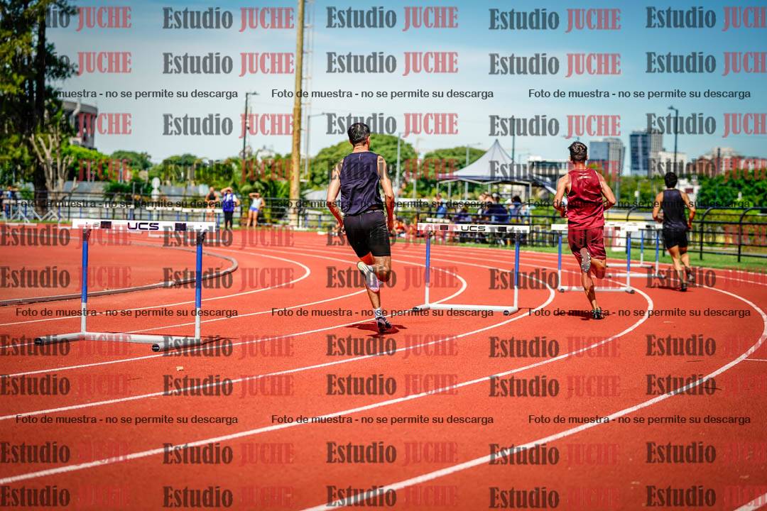 Fotos de los 400 m con vallas de varones