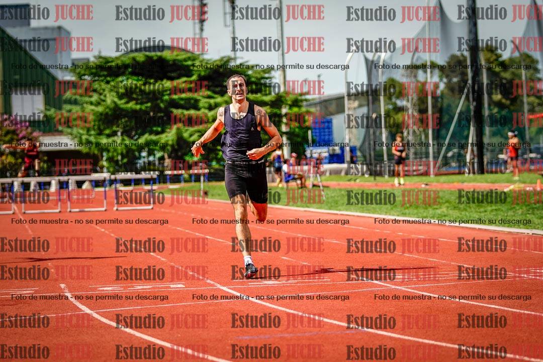 Fotos de los 400 m con vallas de varones