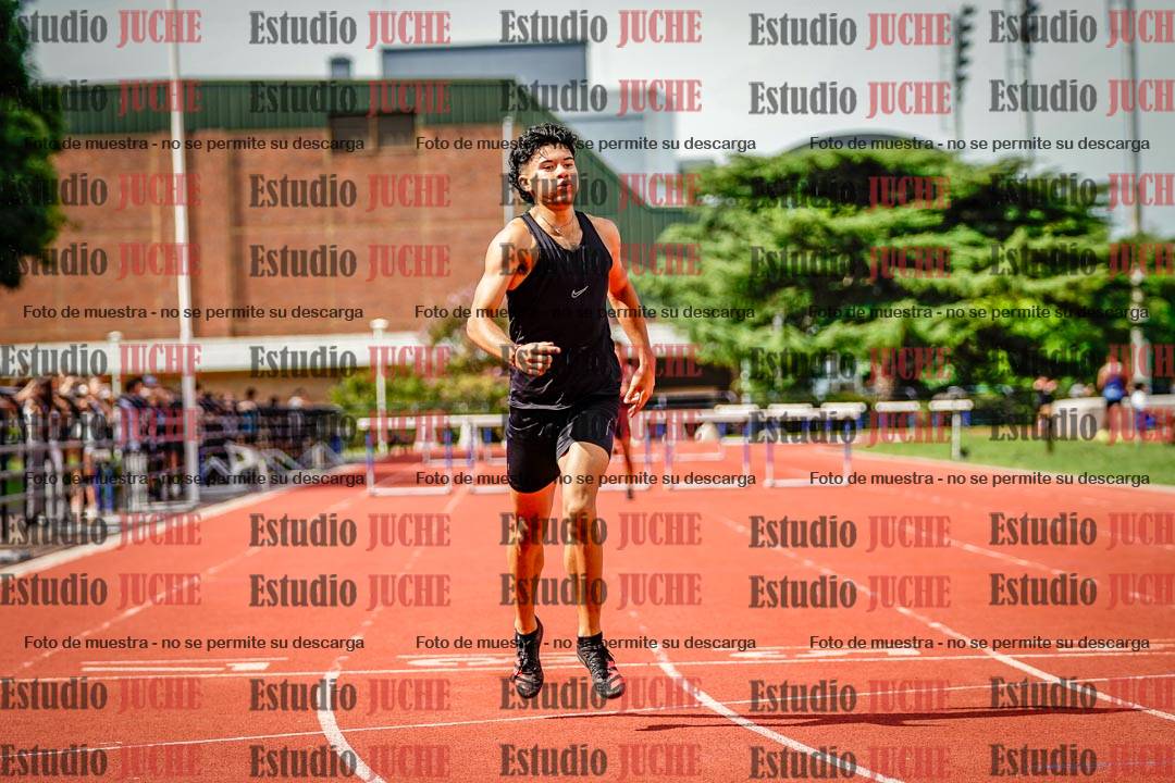 Fotos de los 400 m con vallas de varones