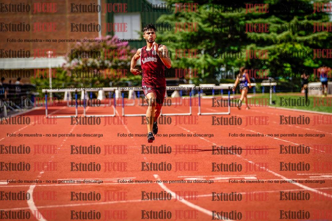 Fotos de los 400 m con vallas de varones