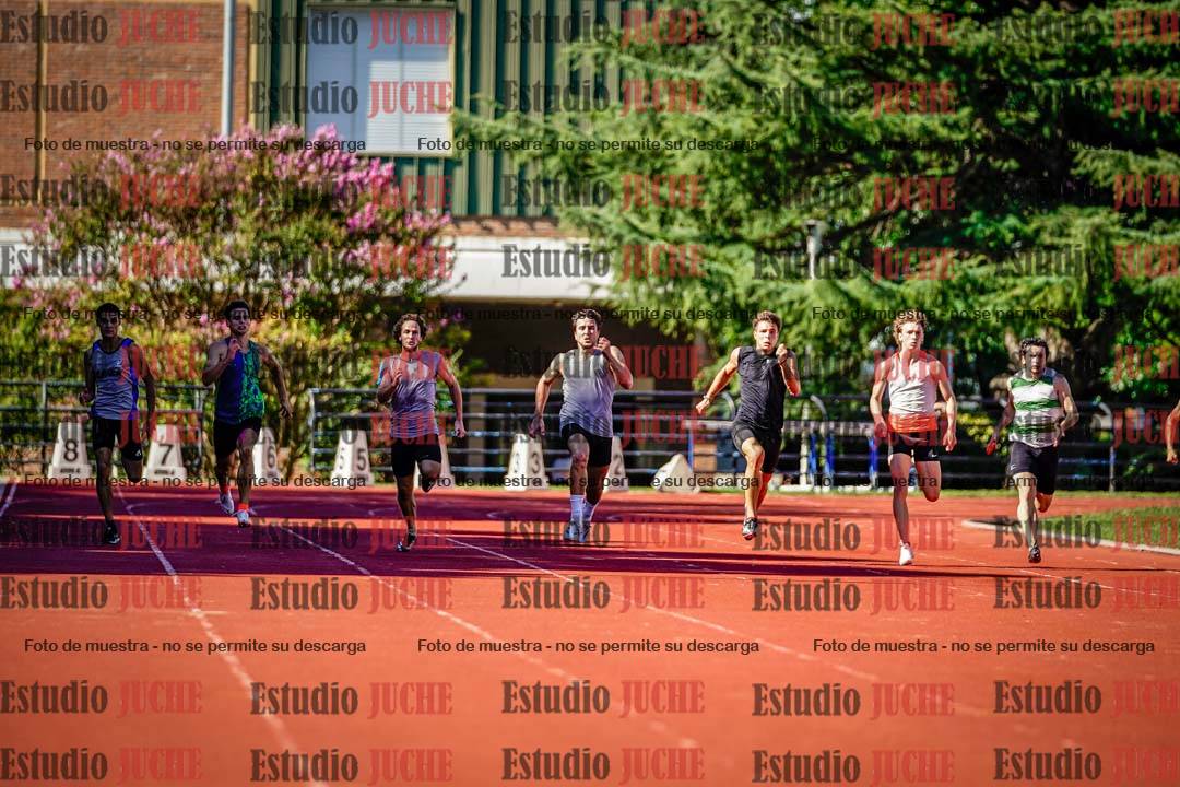 Fotos de los 200 m llanos de varones