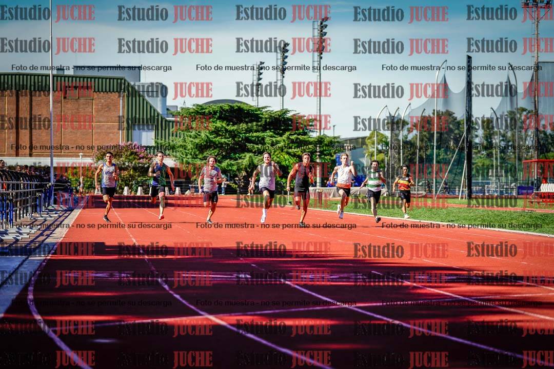 Fotos de los 200 m llanos de varones