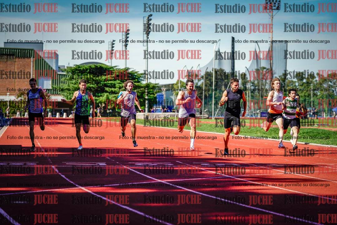 Fotos de los 200 m llanos de varones