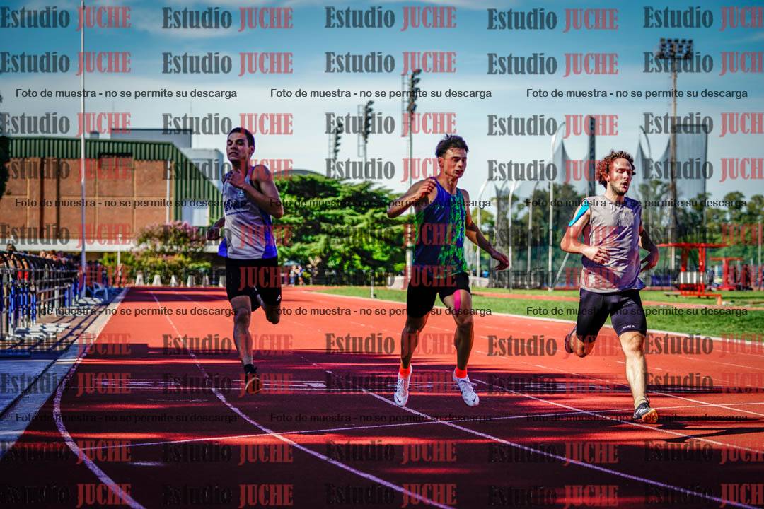 Fotos de los 200 m llanos de varones
