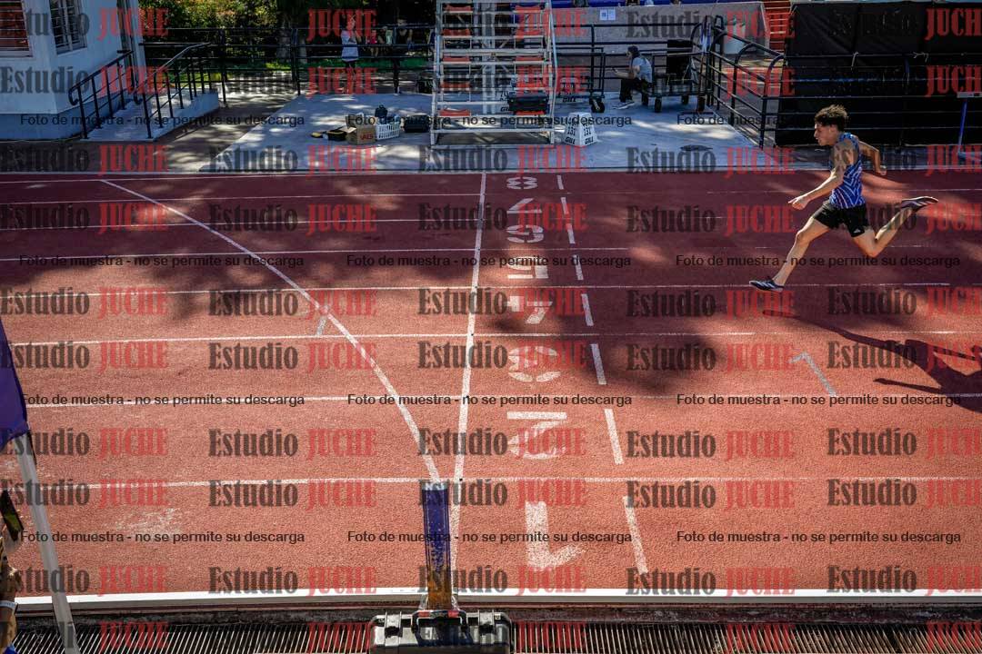 Fotos de los 200 m llanos de varones