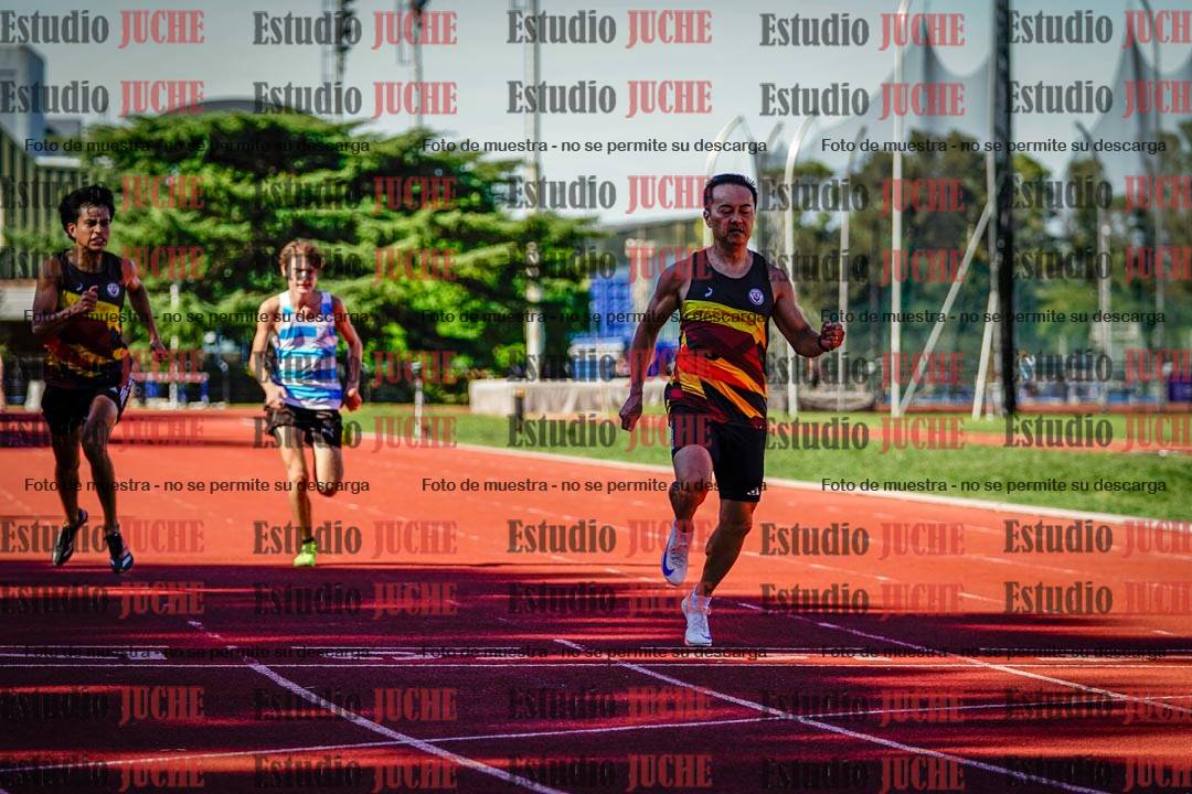Fotos de los 200 m llanos de varones