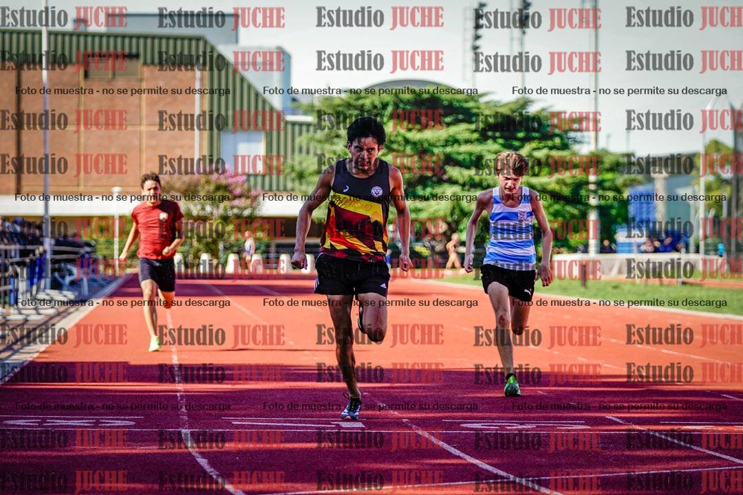 Fotos de los 200 m llanos de varones