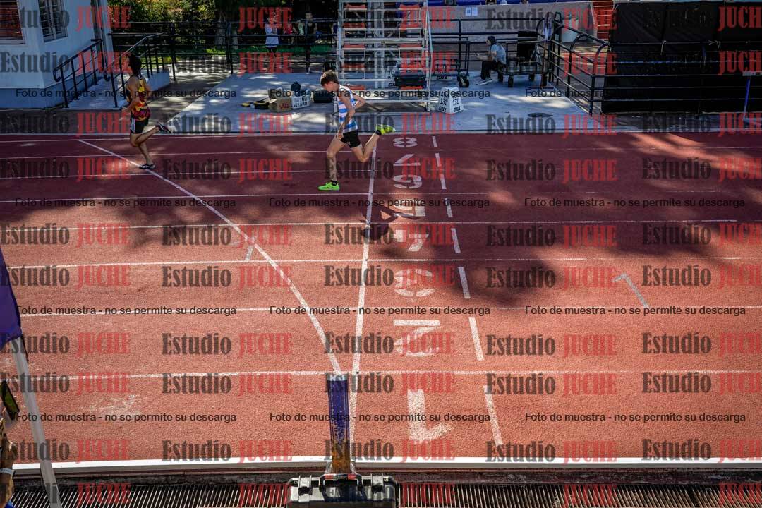 Fotos de los 200 m llanos de varones