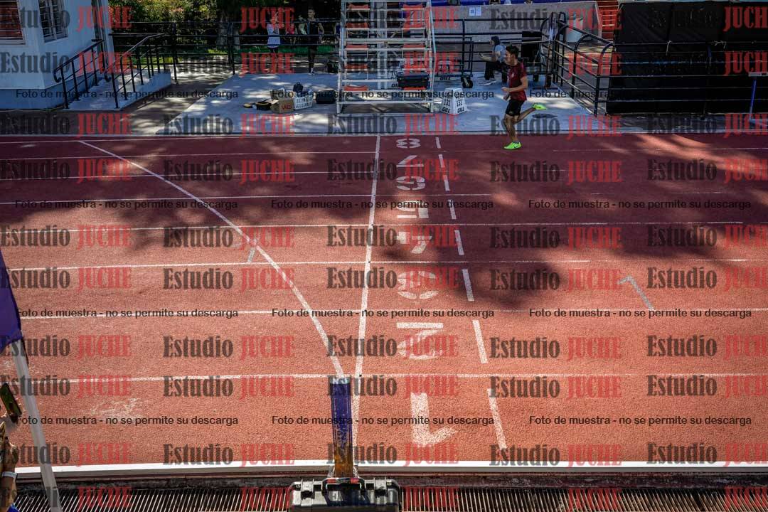 Fotos de los 200 m llanos de varones