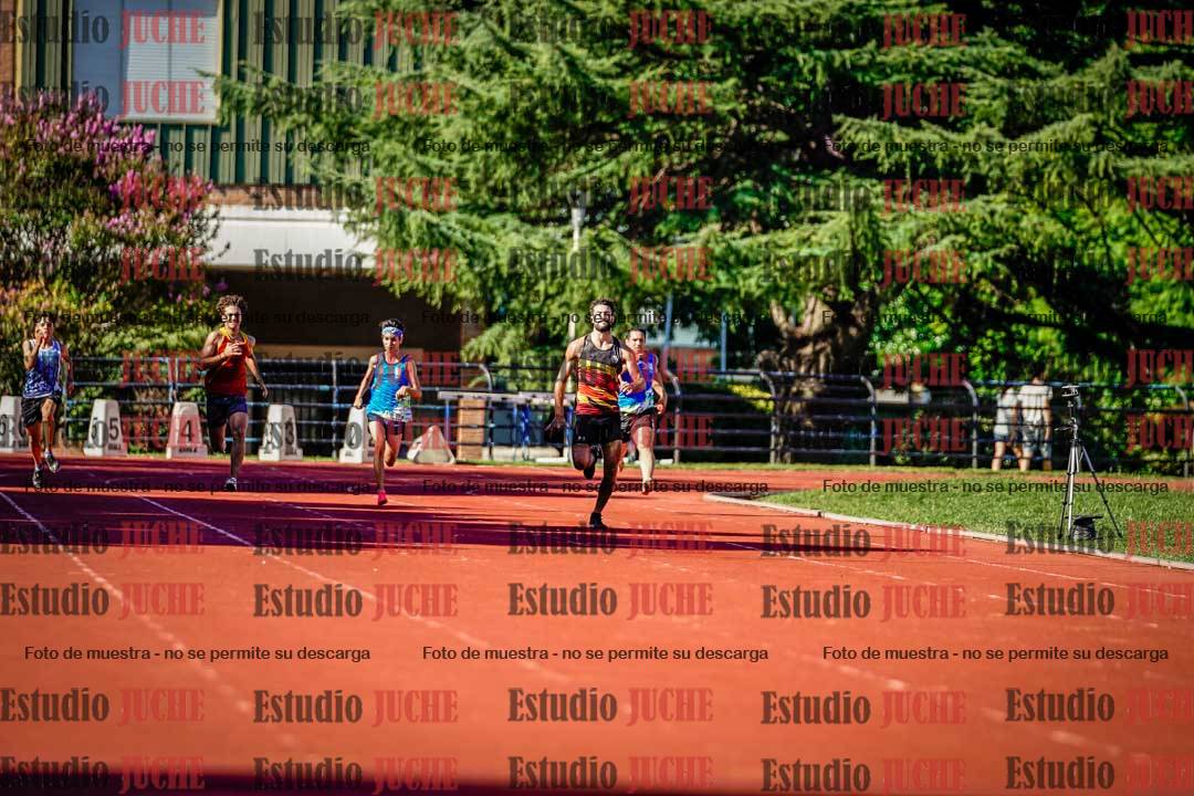 Fotos de los 200 m llanos de varones