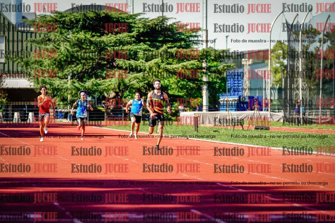 Fotos de los 200 m llanos de varones