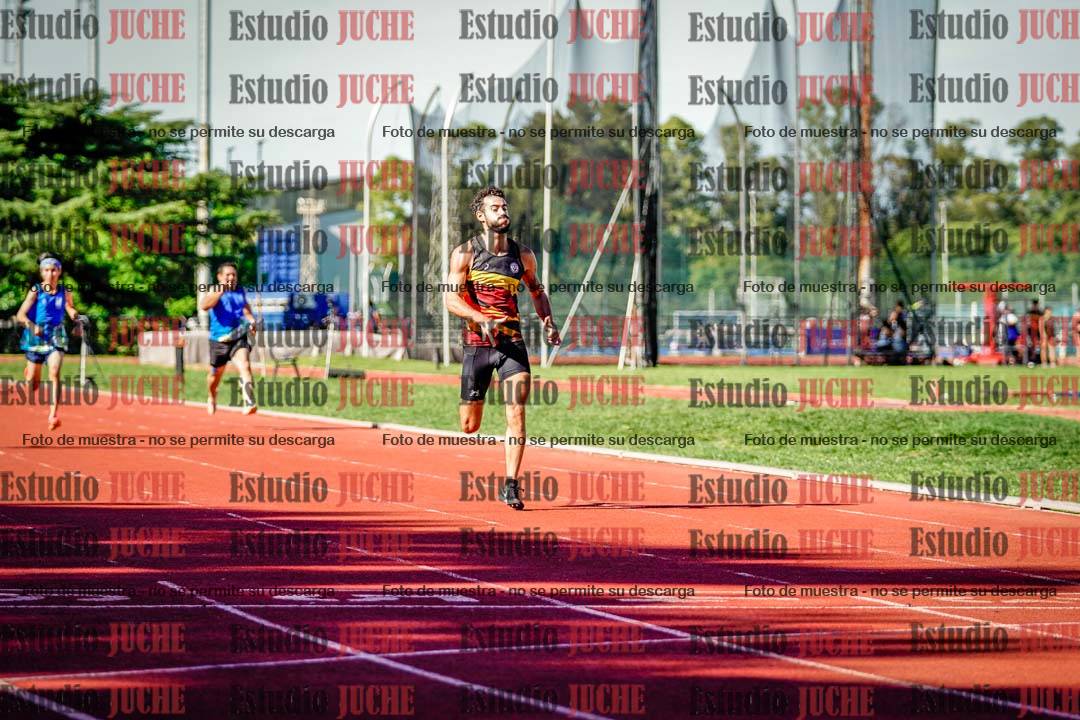 Fotos de los 200 m llanos de varones