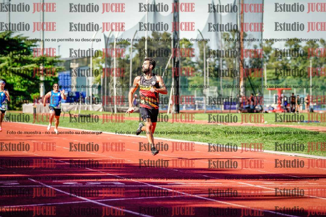 Fotos de los 200 m llanos de varones
