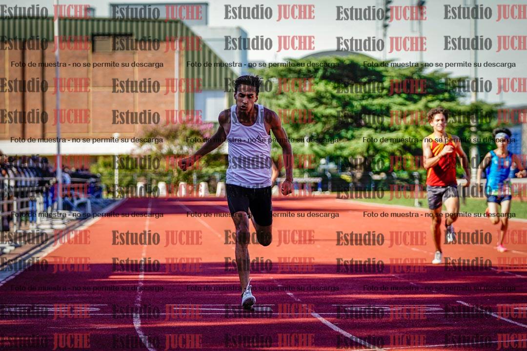 Fotos de los 200 m llanos de varones