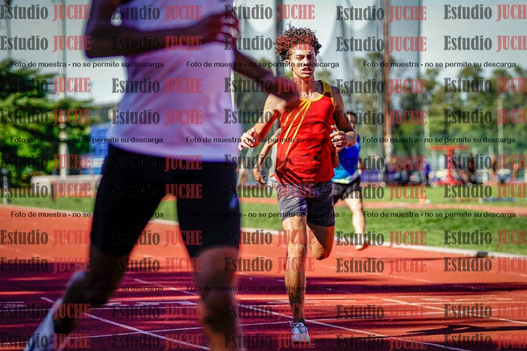 Fotos de los 200 m llanos de varones
