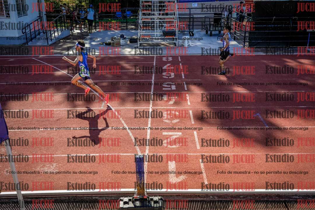 Fotos de los 200 m llanos de varones