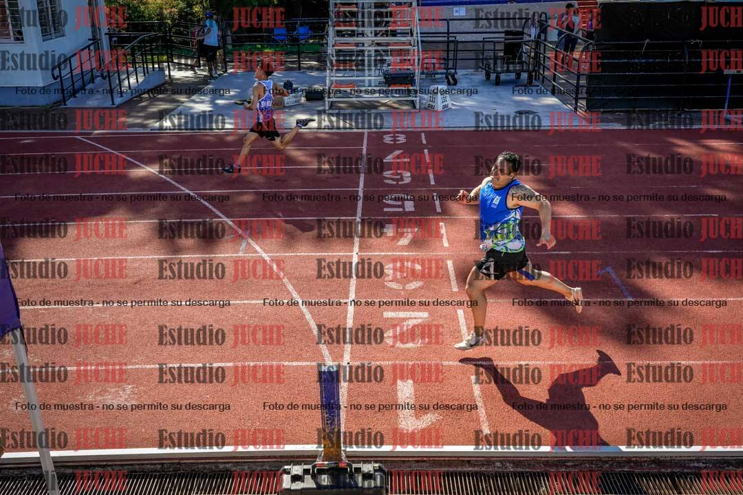 Fotos de los 200 m llanos de varones