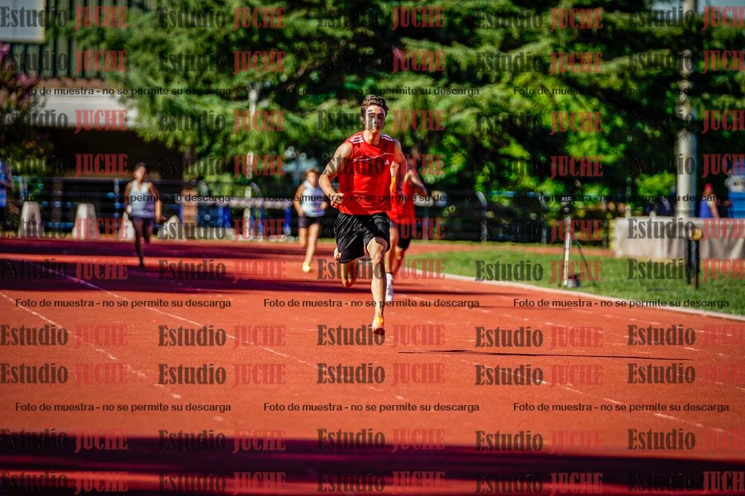 Fotos de los 200 m llanos de varones