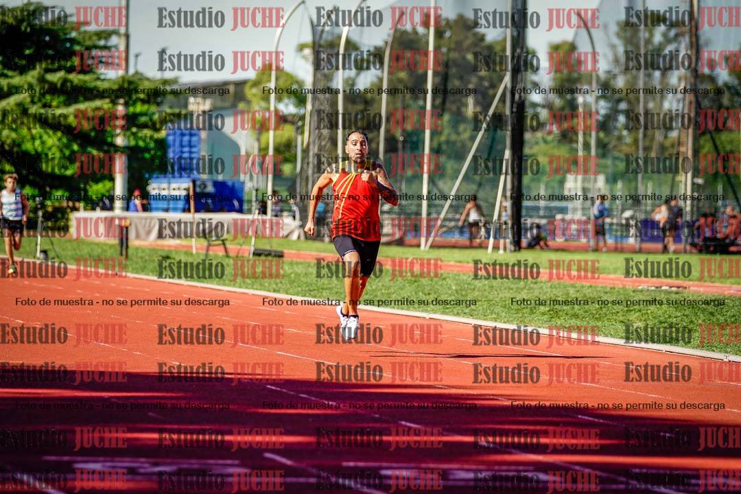 Fotos de los 200 m llanos de varones