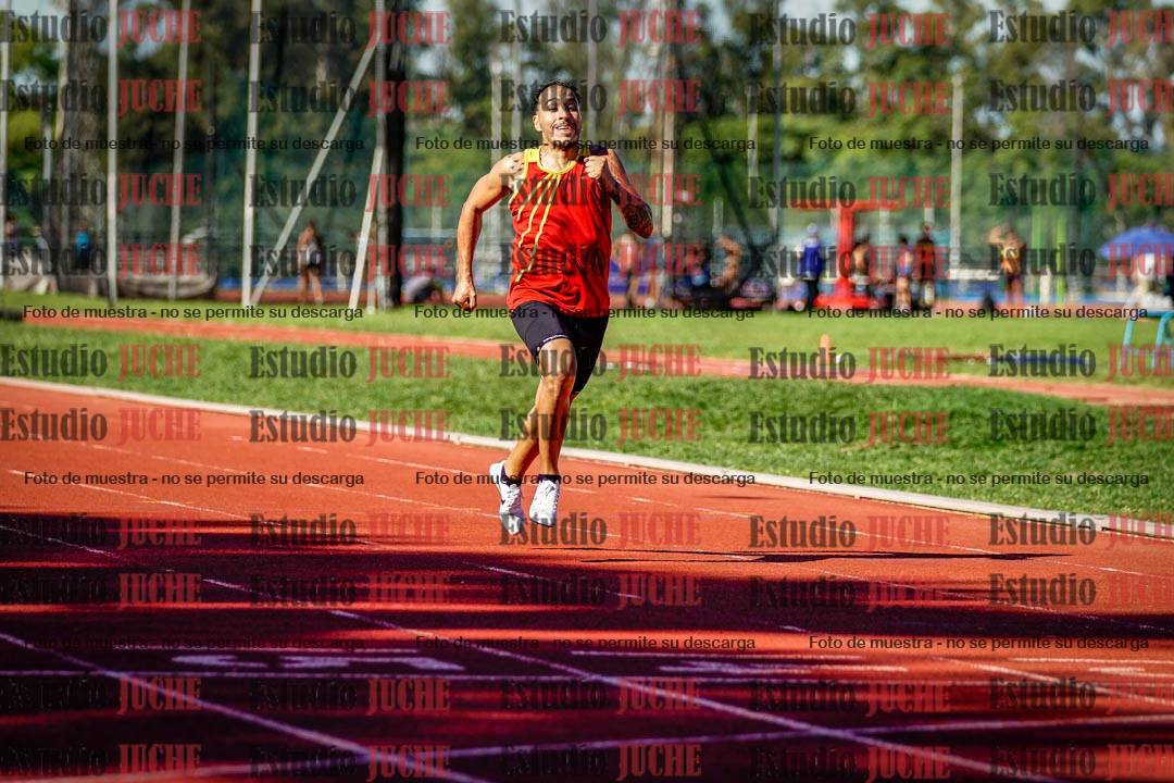 Fotos de los 200 m llanos de varones