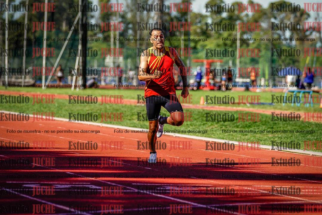 Fotos de los 200 m llanos de varones