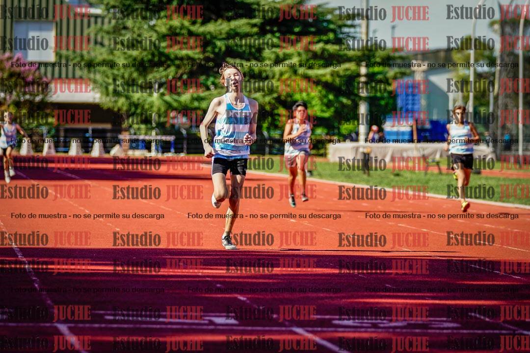 Fotos de los 200 m llanos de varones