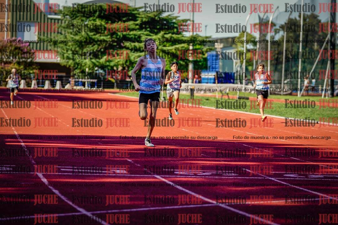 Fotos de los 200 m llanos de varones