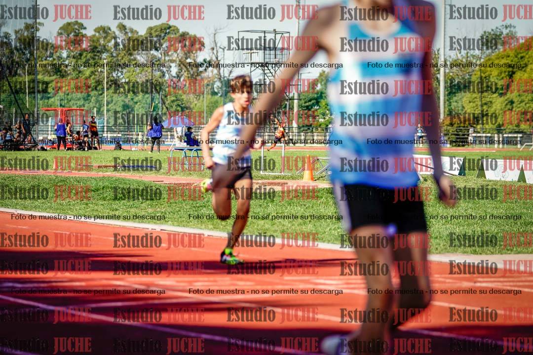 Fotos de los 200 m llanos de varones