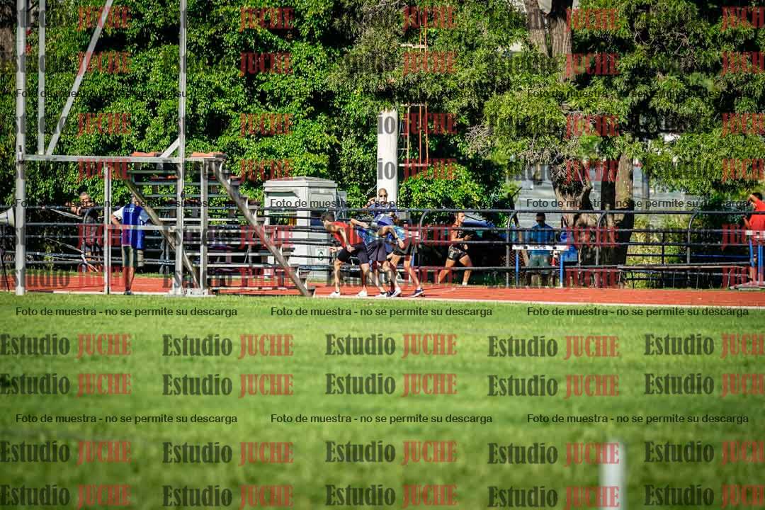 Fotos de los 600 m llanos de varones